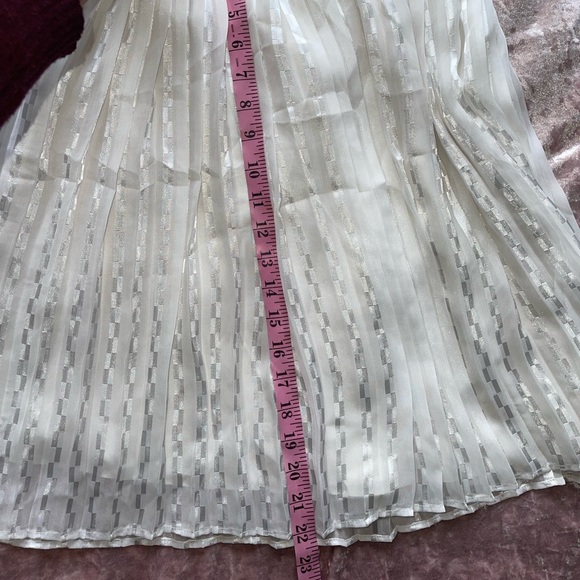 White House Black Market Chiffon Pleated Dress (6) - Picture 3 of 11